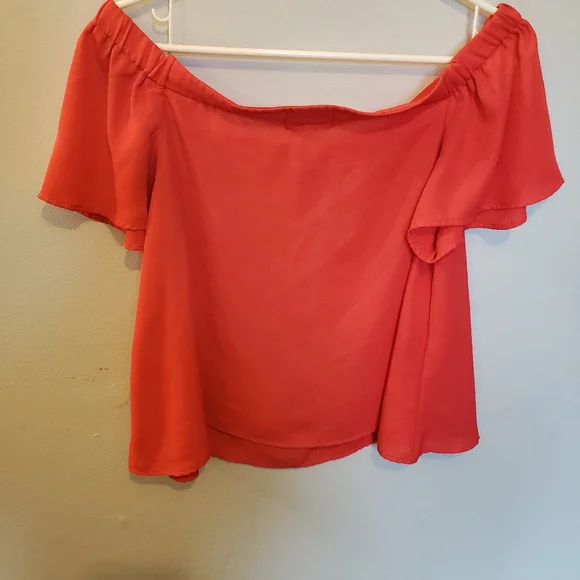 Elegant Coral/Orange Off-Shoulder Top - Picture 2 of 4